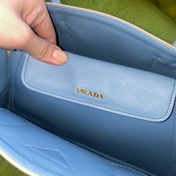 Prada two way Handbag - Picture 8 of 17